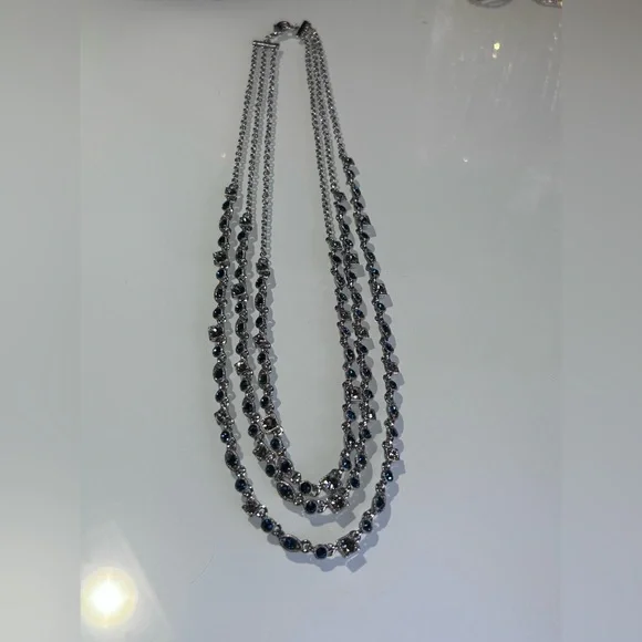 Givenchy layered necklace - Picture 8 of 10